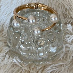 Gold Plated Pearl Adjustable Bracelet